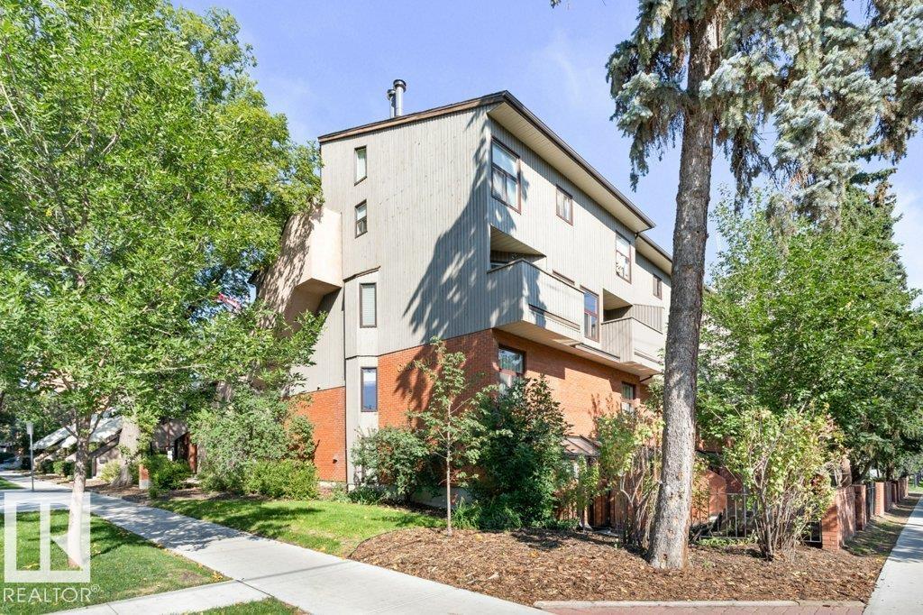 Photo 21 of 11134 83 Av Nw, Edmonton AB