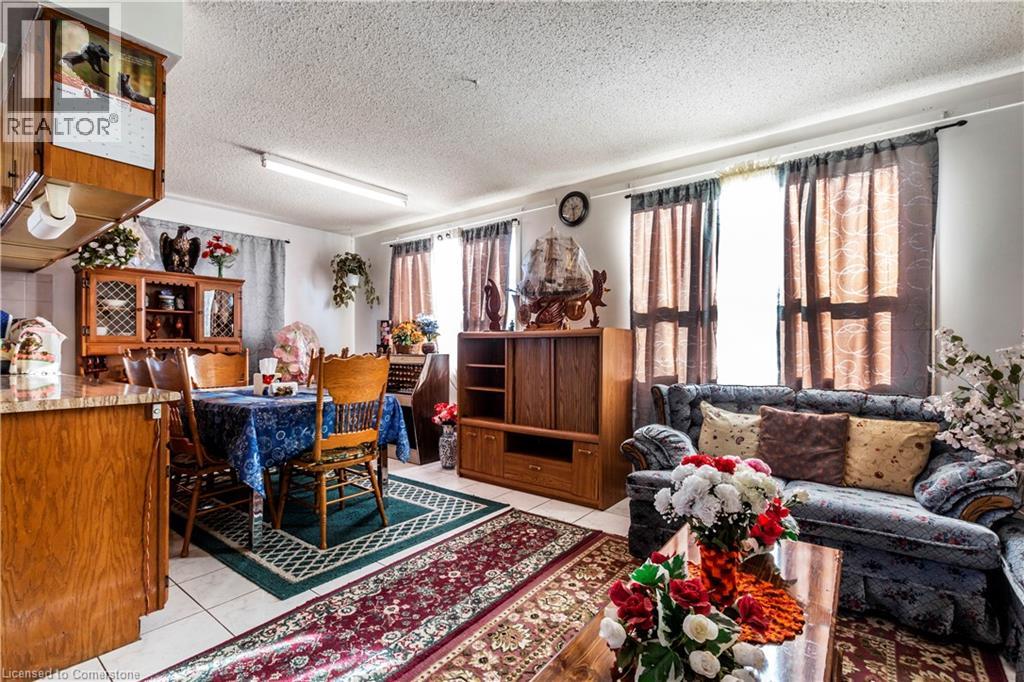 Photo 3 of 1295 Cannon Street E, Hamilton ON