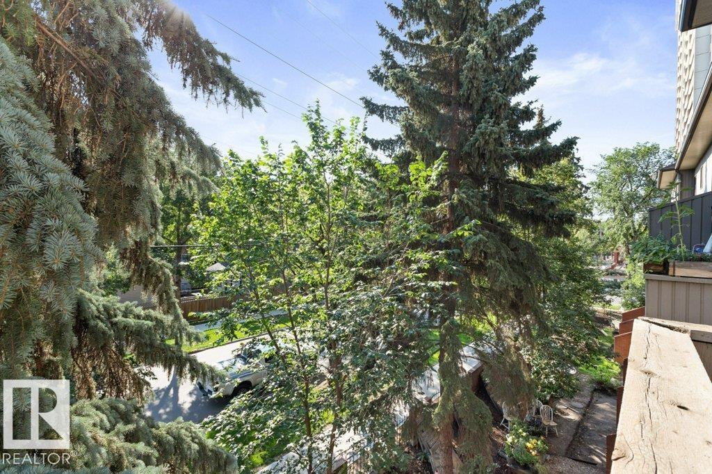 Photo 8 of 11134 83 Av Nw, Edmonton AB
