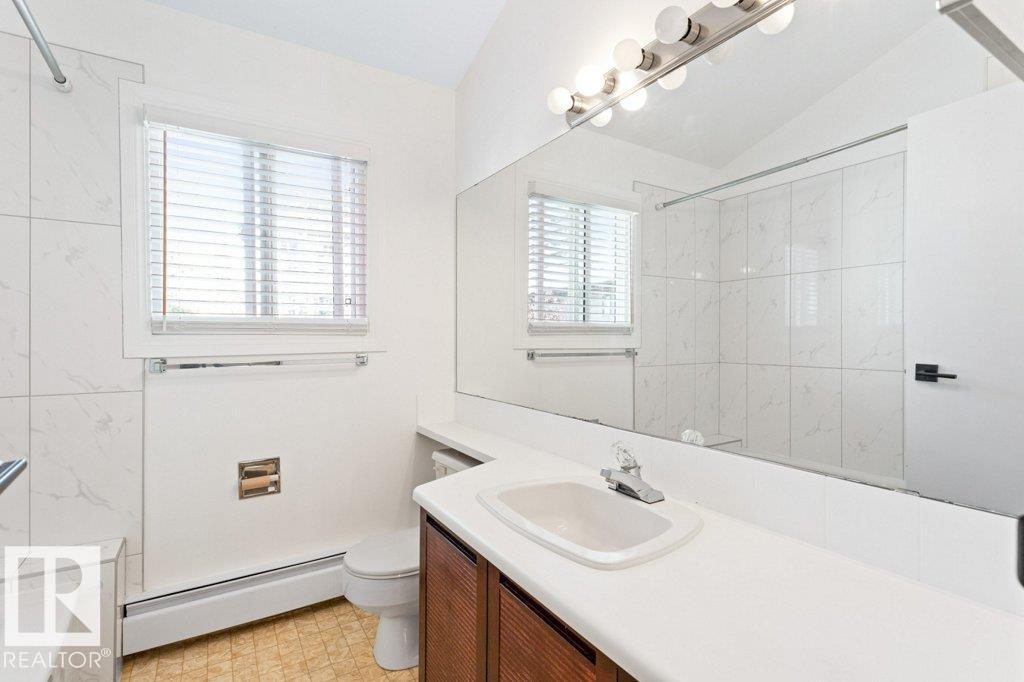 Photo 4 of 11134 83 Av Nw, Edmonton AB