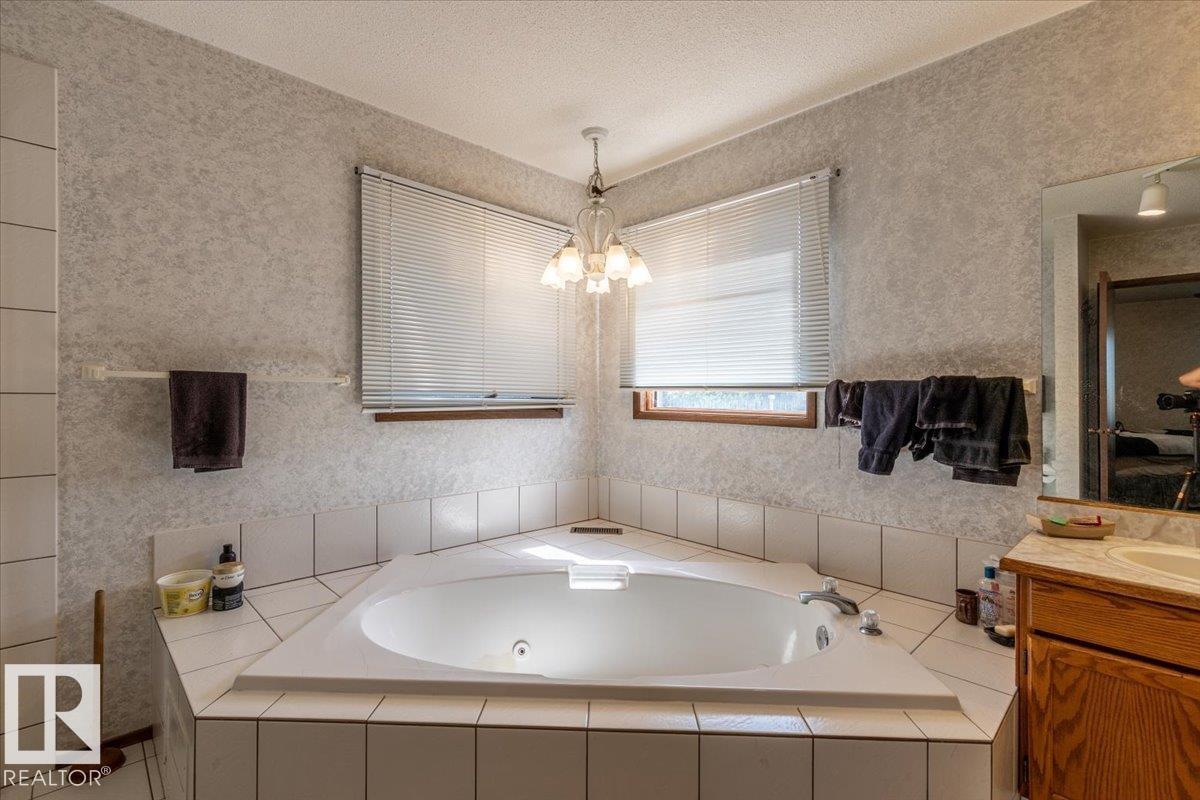 Photo 1 of 214 271022 Twp Road 480, Rural Wetaskiwin County AB