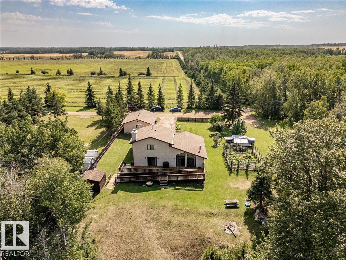 Photo 9 of 214 271022 Twp Road 480, Rural Wetaskiwin County AB