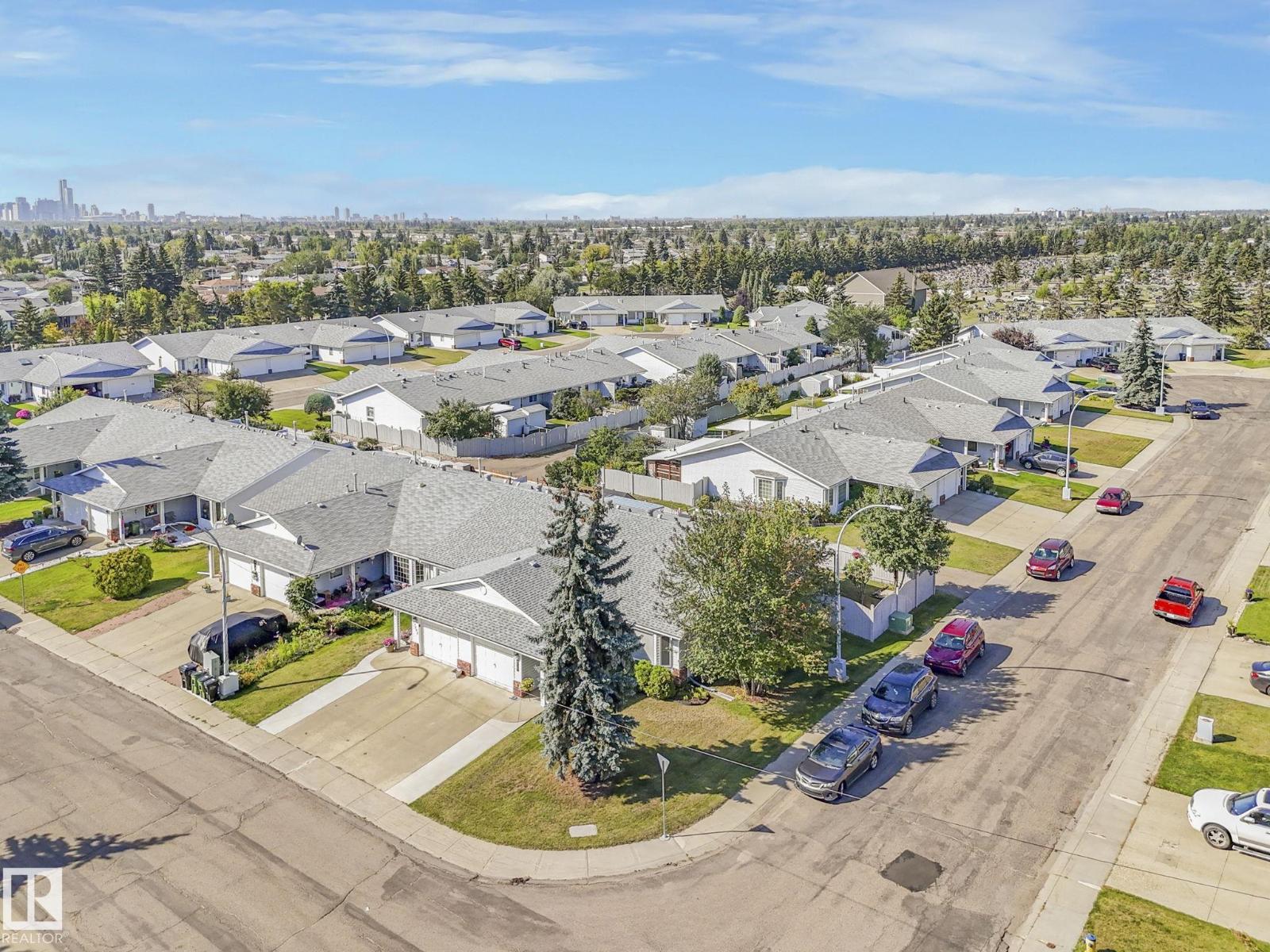 Photo 64 of 13810 75 St Nw, Edmonton AB