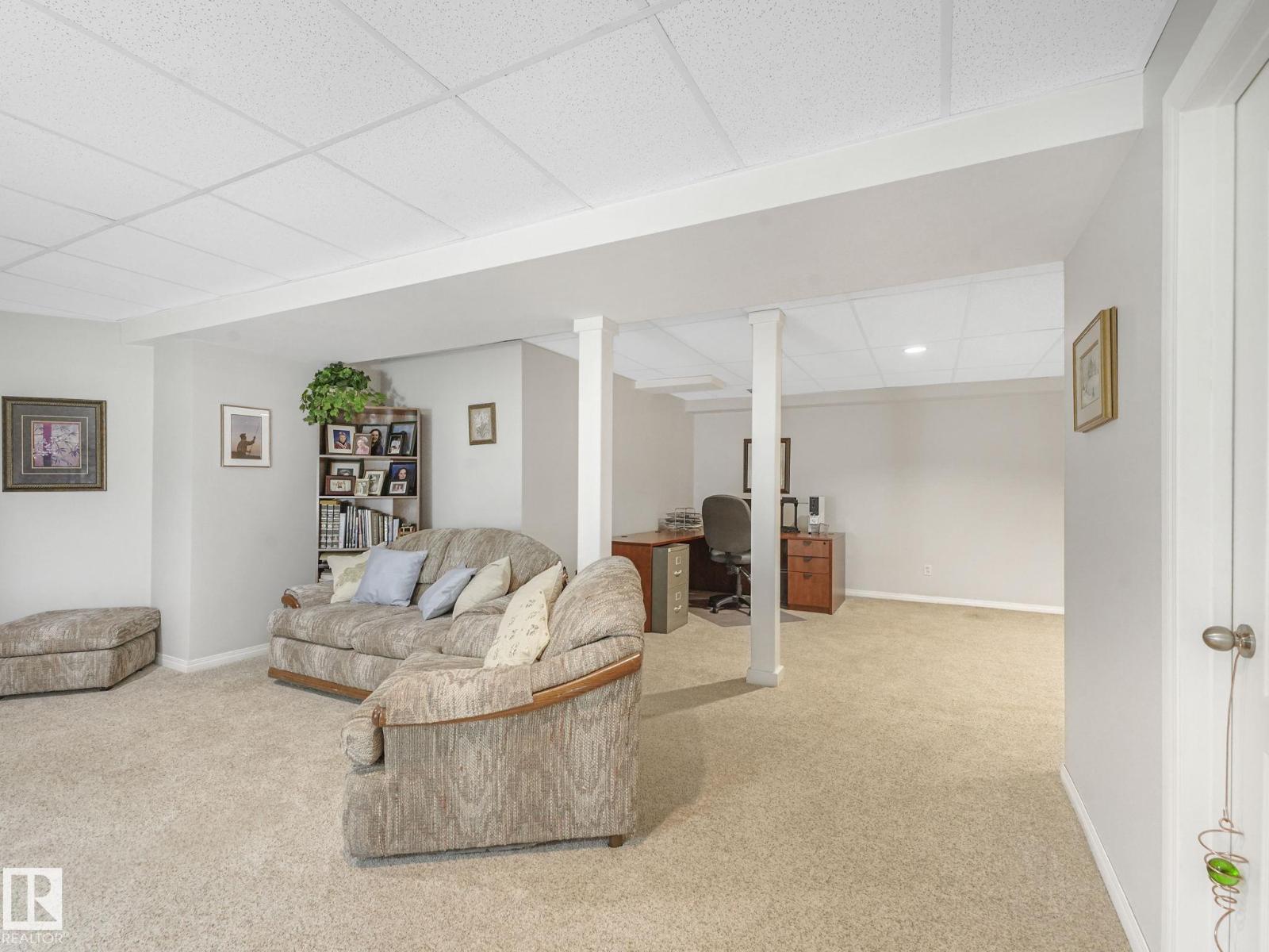 Photo 20 of 13810 75 St Nw, Edmonton AB
