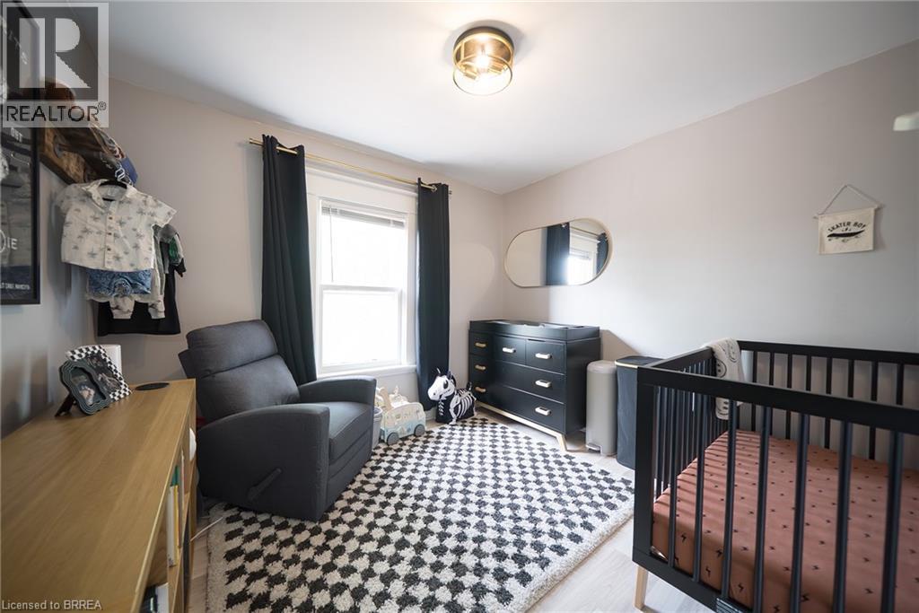 Photo 27 of 165 East Avenue, Brantford ON