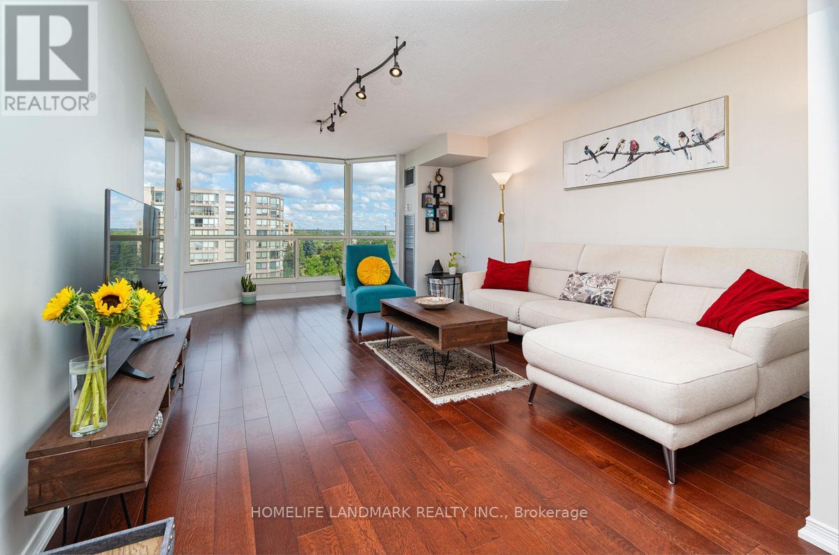 Photo 31 of 712 175 Cedar Avenue, Richmond Hill ON