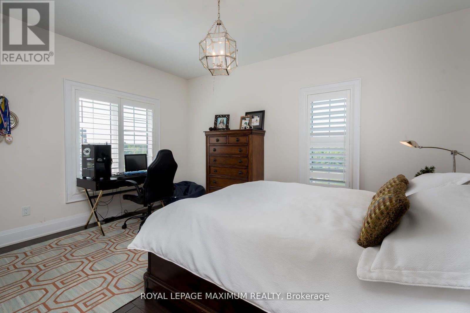 Photo 41 of 49 Mary Natasha Court, Vaughan ON