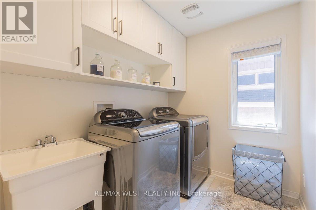 Photo 1 of 6 Cherry Lane, New Tecumseth ON