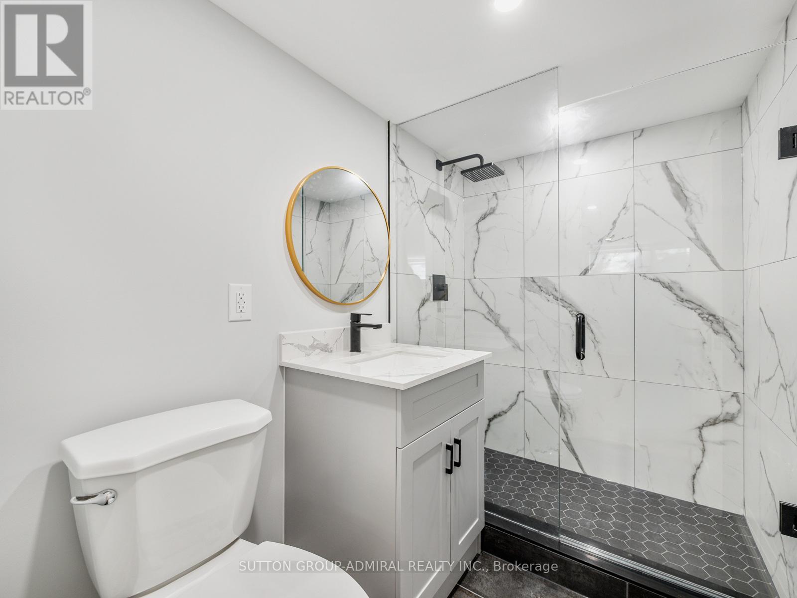 Photo 25 of 393 Paliser Crescent S, Richmond Hill ON