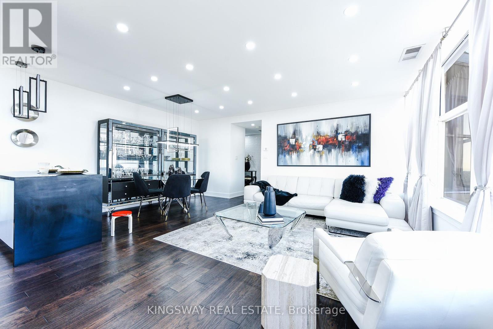 Photo 33 of Uph 02 880 Dundas Street, Mississauga ON