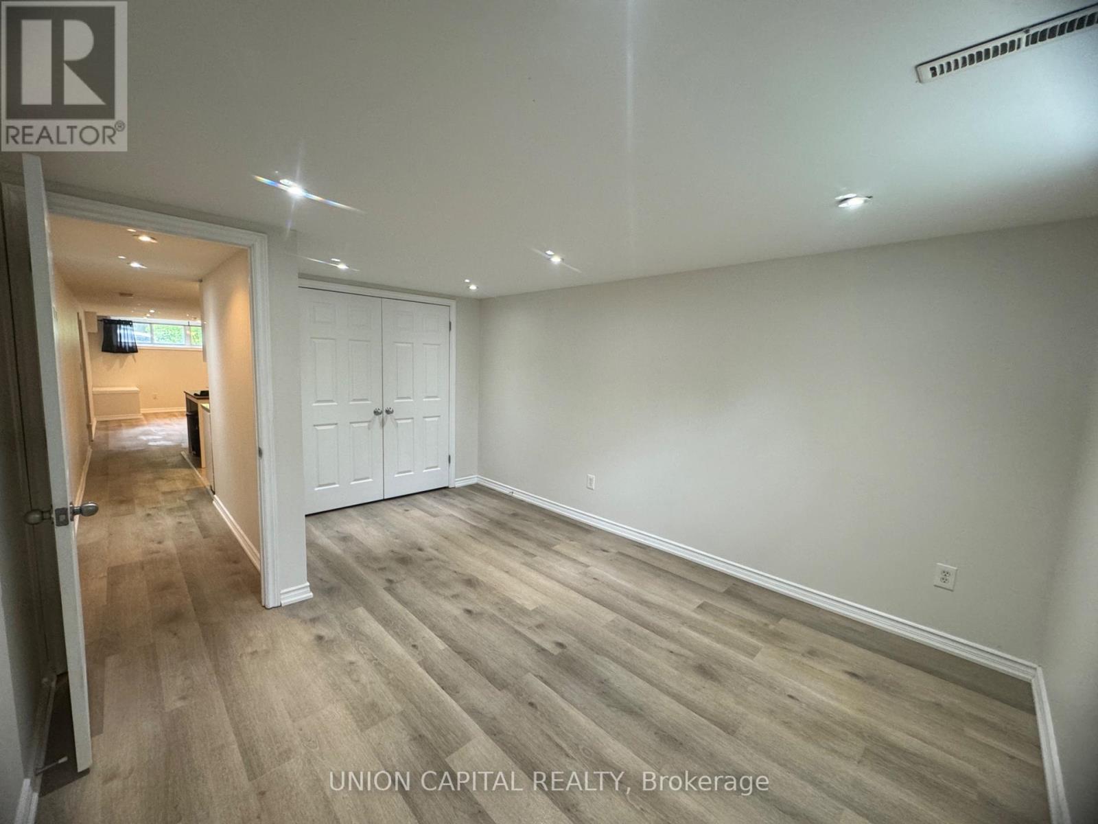 Photo 8 of Bsmt 26 Blackthorne Avenue, Hamilton ON