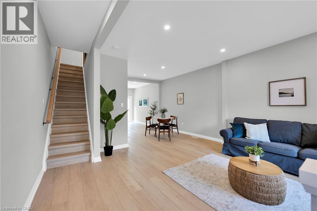 Photo 13 of 517 Hughson Street N, Hamilton ON
