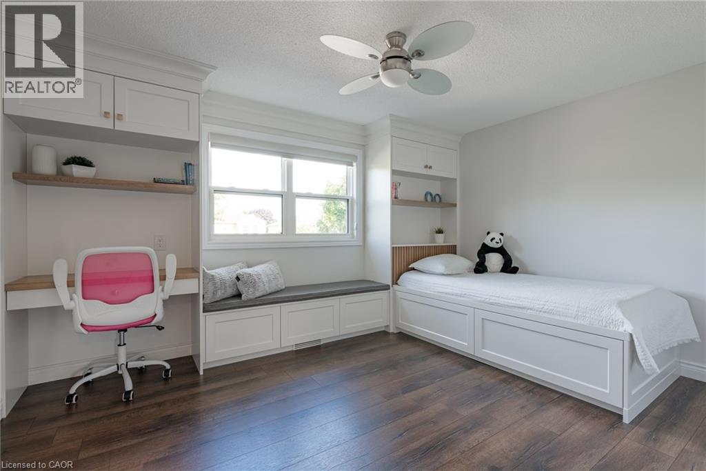 Photo 26 of 2130 Winding Way, Burlington ON