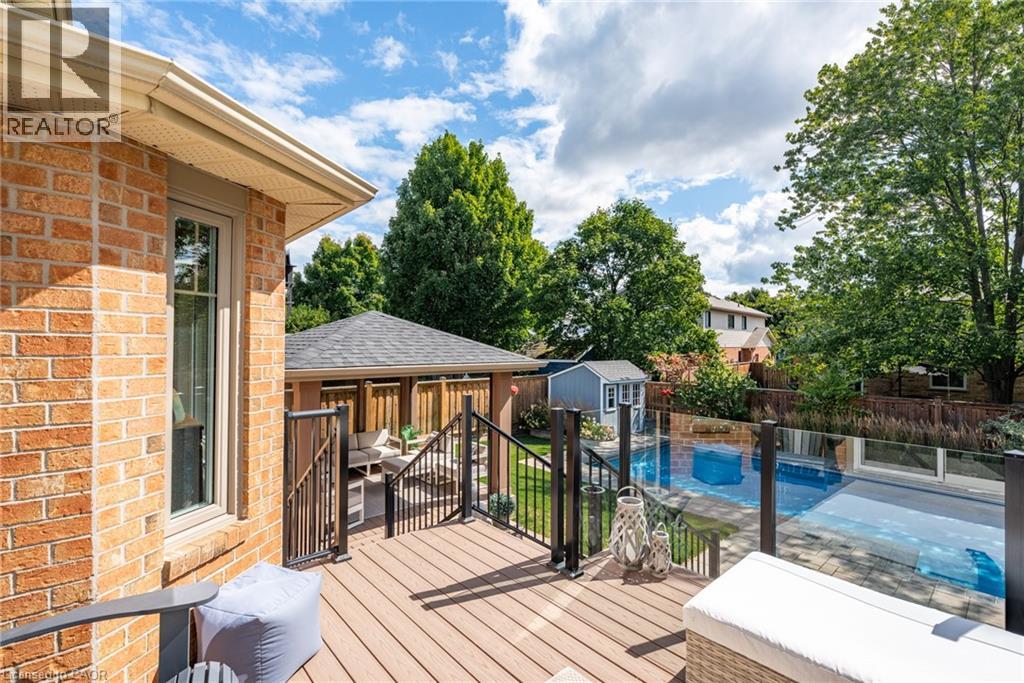 Photo 44 of 2130 Winding Way, Burlington ON