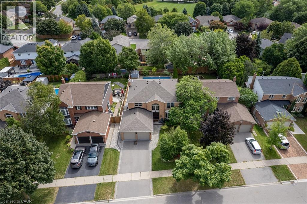 Photo 45 of 2130 Winding Way, Burlington ON