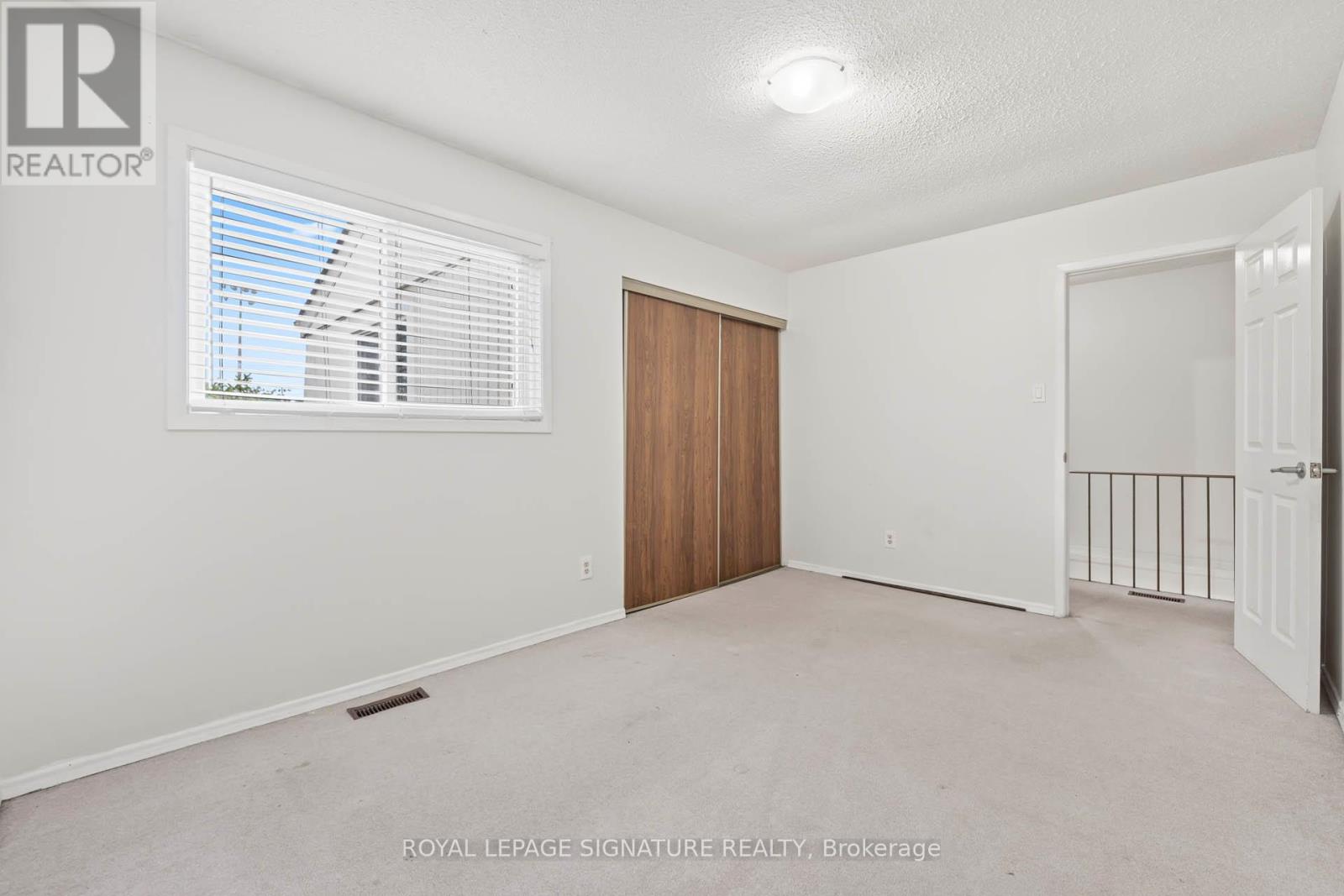 Photo 16 of 70 3339 Council Ring Road, Mississauga ON