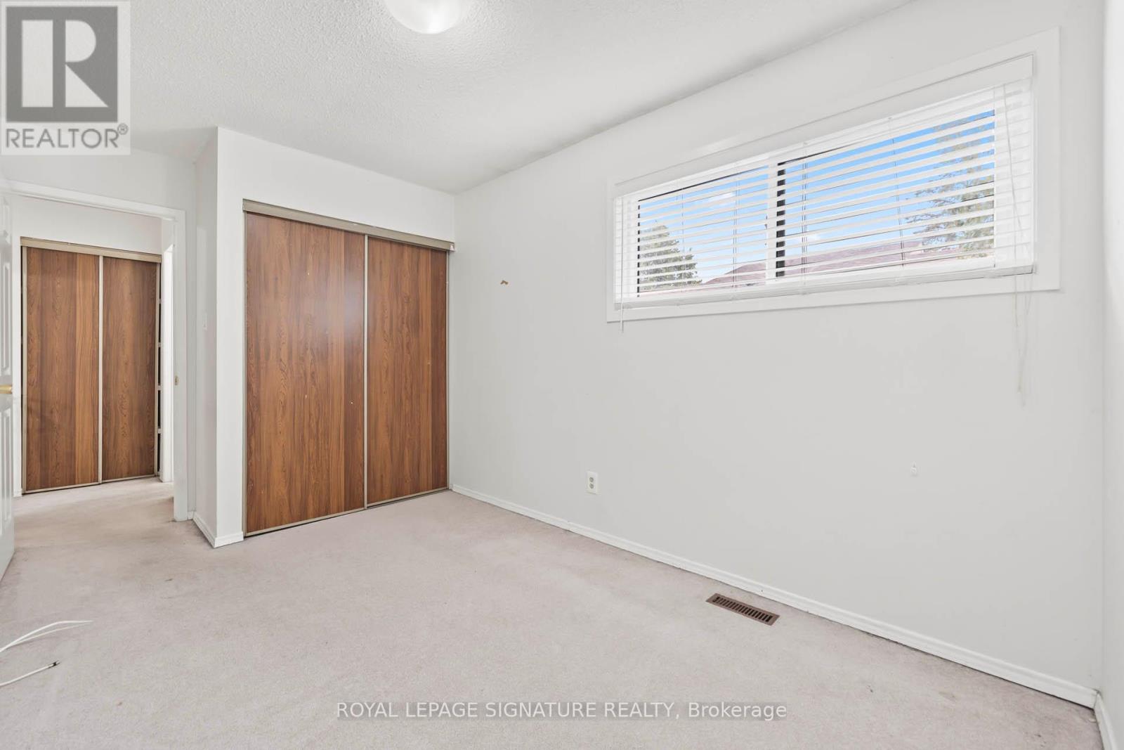 Photo 18 of 70 3339 Council Ring Road, Mississauga ON
