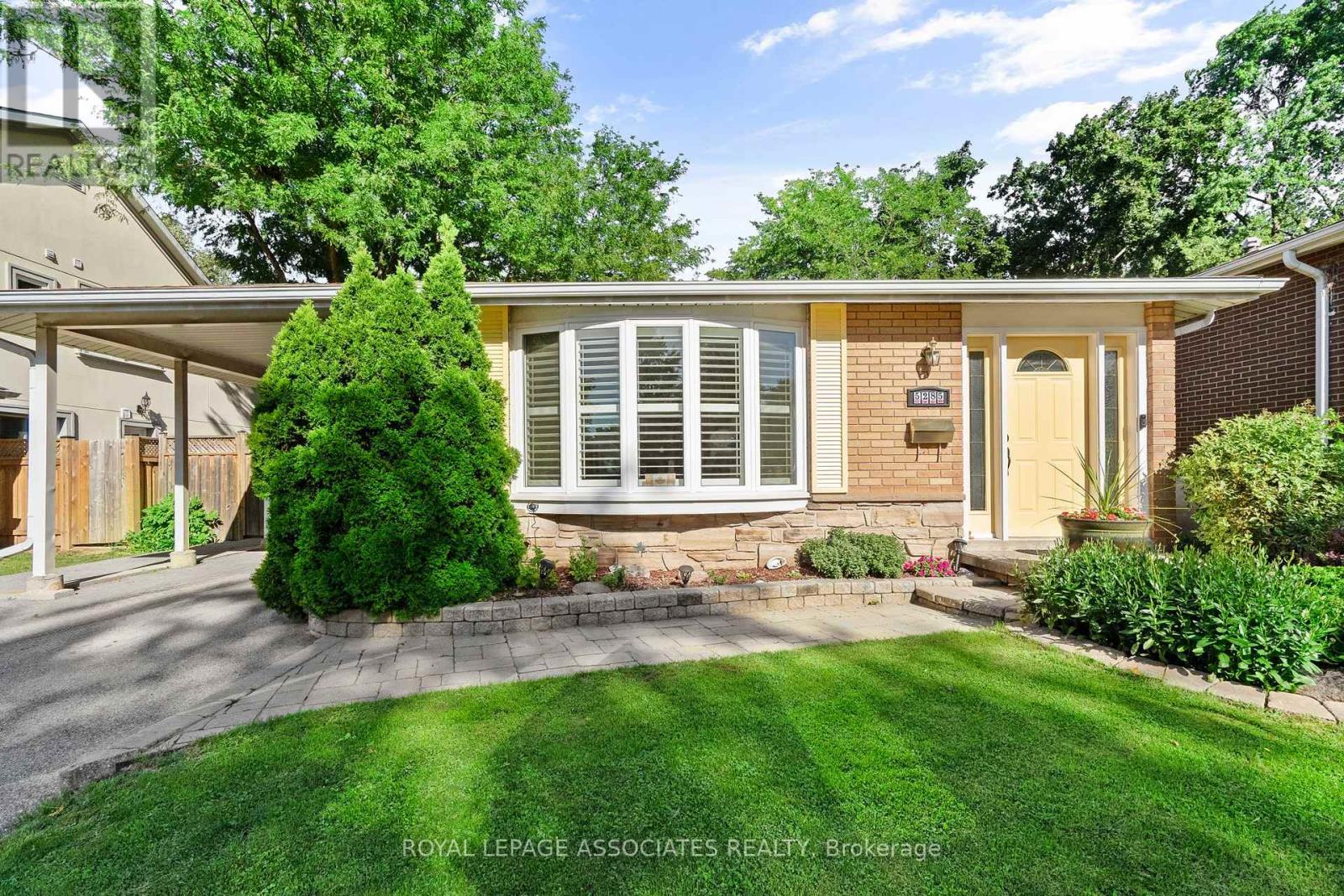 Photo 46 of 5285 Cindy Lane, Burlington ON