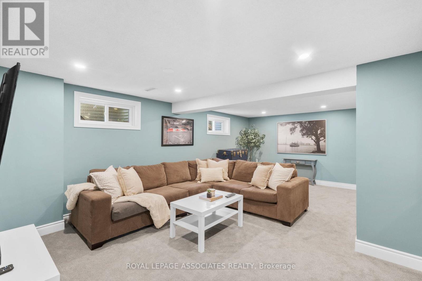 Photo 43 of 5285 Cindy Lane, Burlington ON