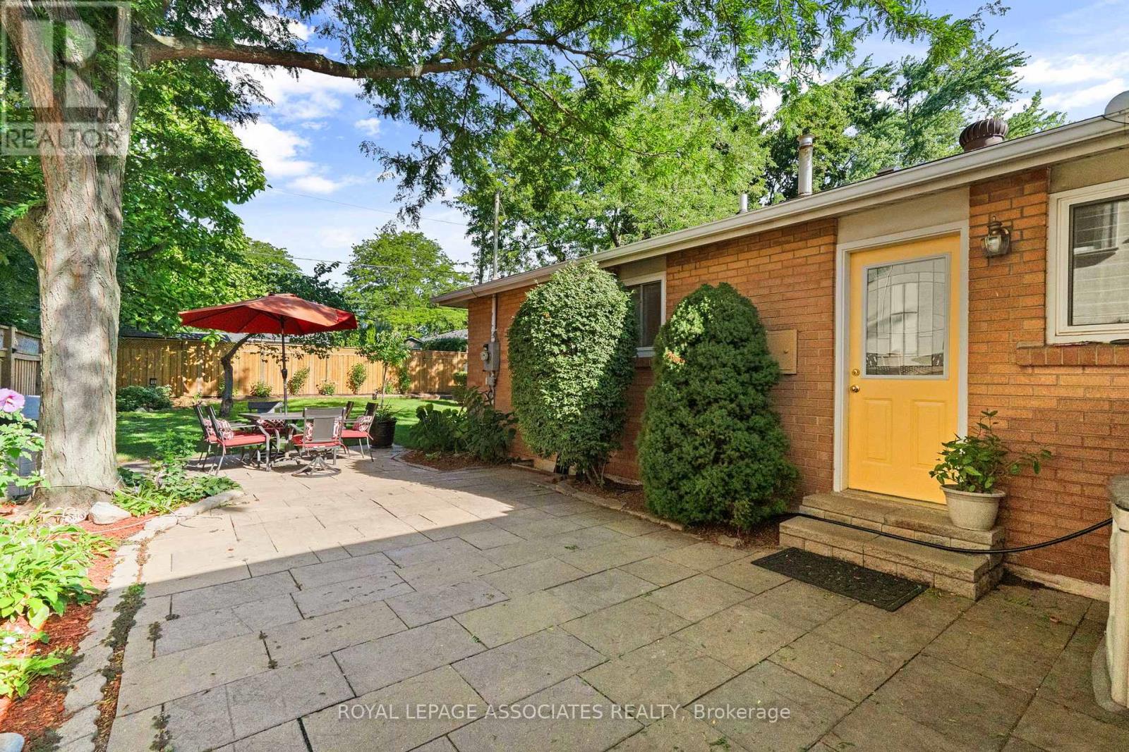 Photo 17 of 5285 Cindy Lane, Burlington ON