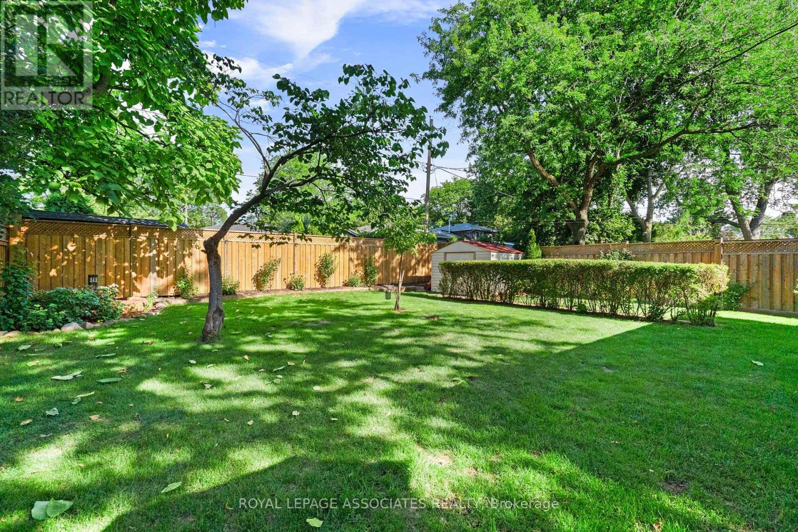 Photo 20 of 5285 Cindy Lane, Burlington ON