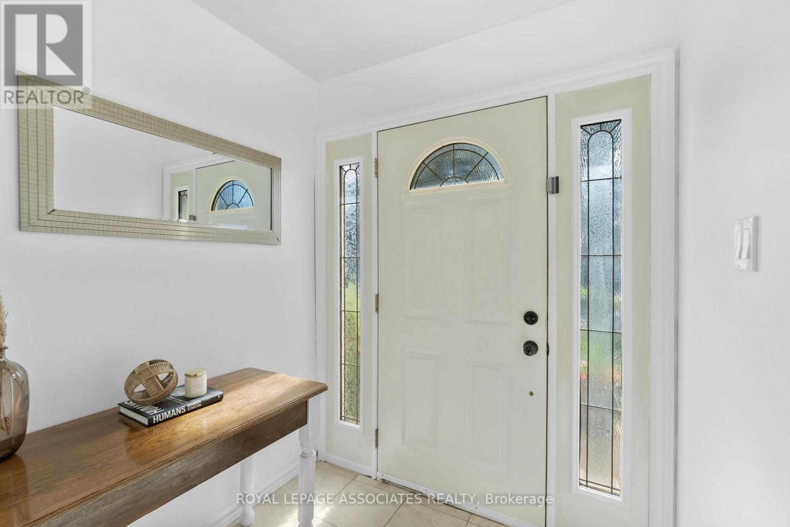 Photo 40 of 5285 Cindy Lane, Burlington ON