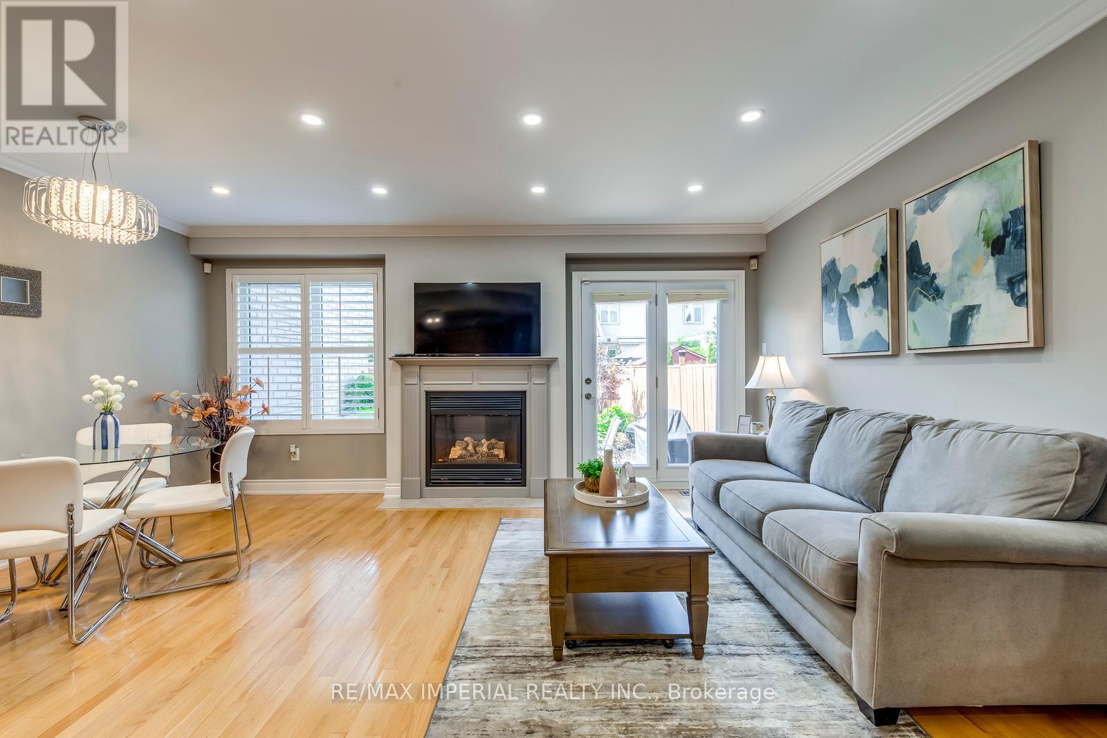 Photo 5 of 2182 Oakpoint Road, Oakville ON