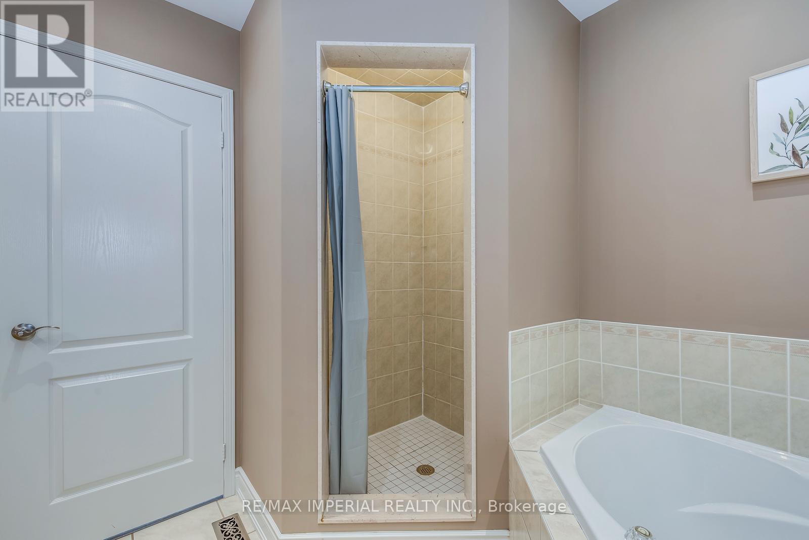 Photo 36 of 2182 Oakpoint Road, Oakville ON
