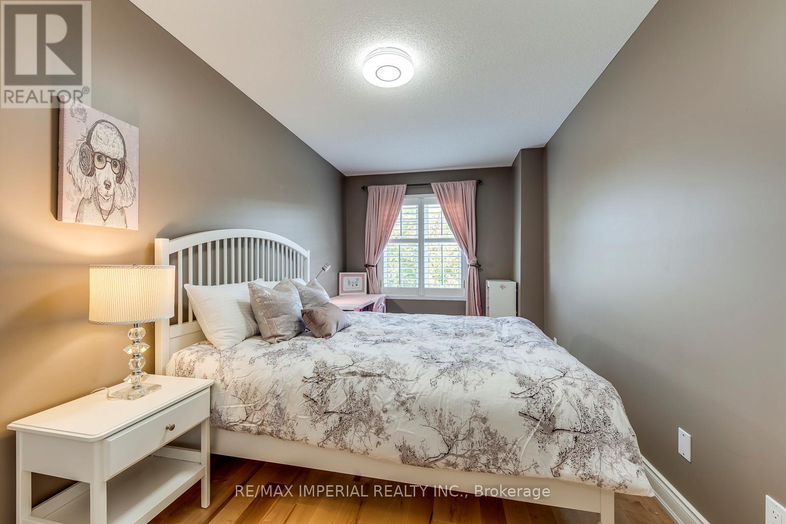 Photo 41 of 2182 Oakpoint Road, Oakville ON
