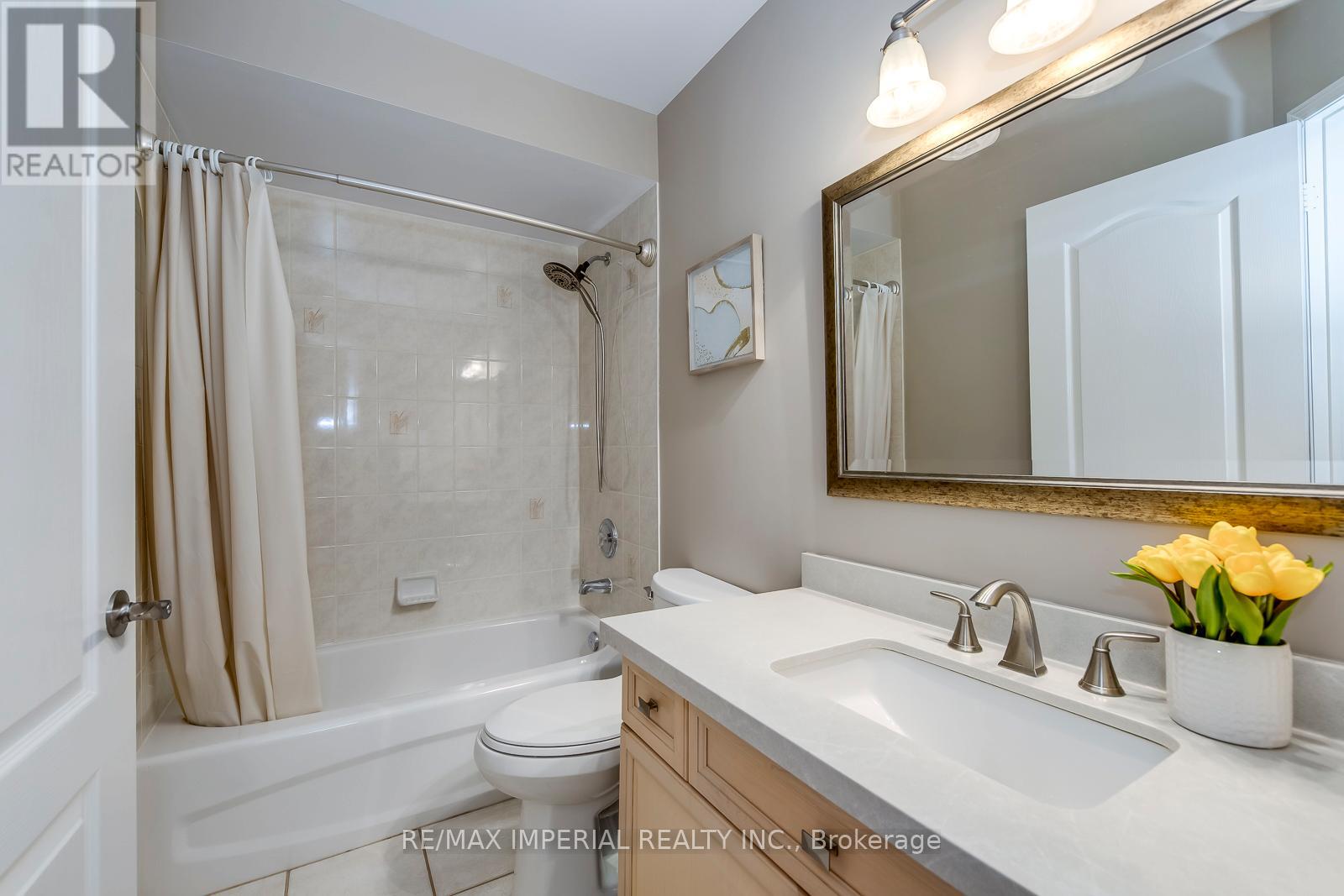 Photo 40 of 2182 Oakpoint Road, Oakville ON