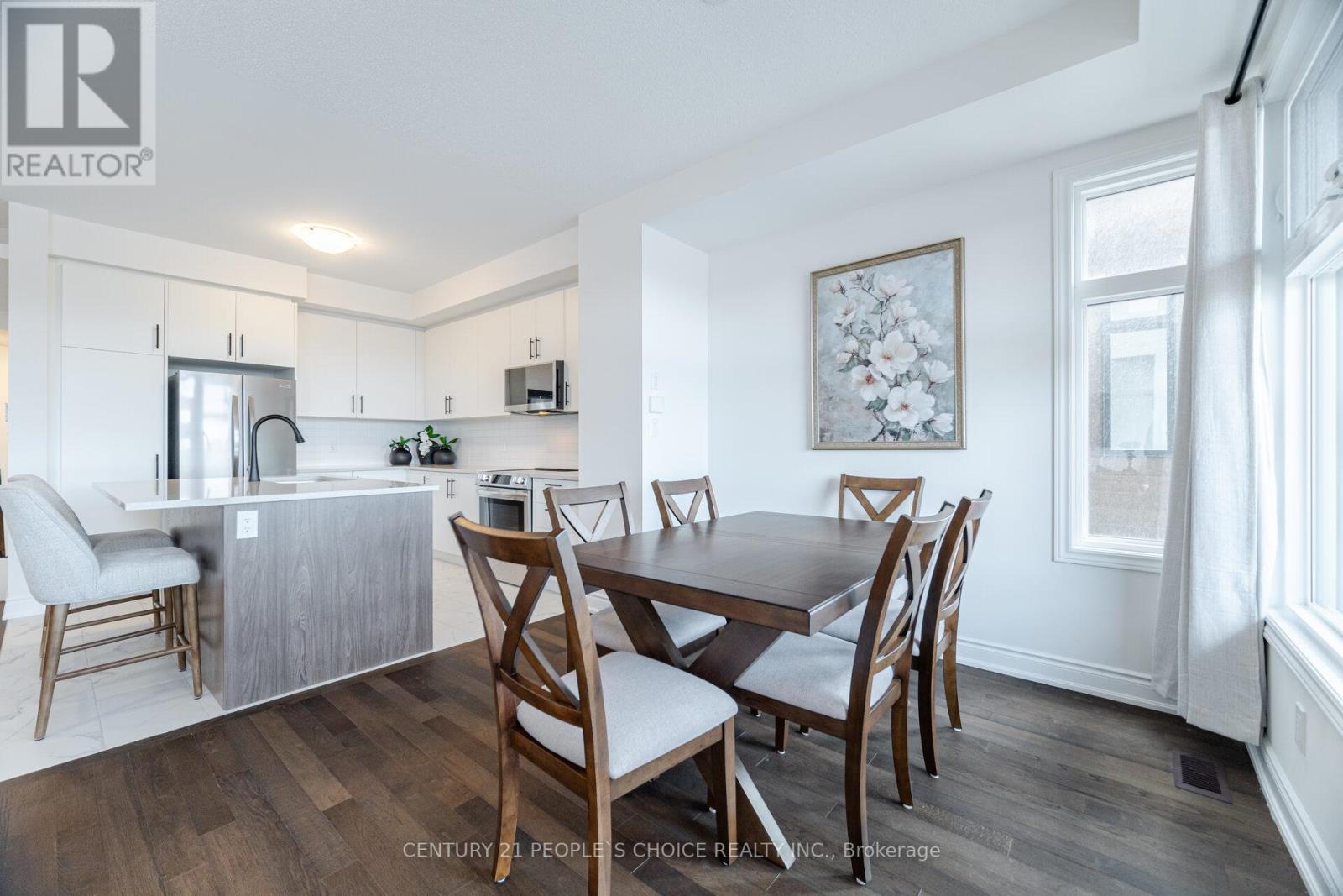 Photo 2 of 1302 Muller Lane, Oakville ON