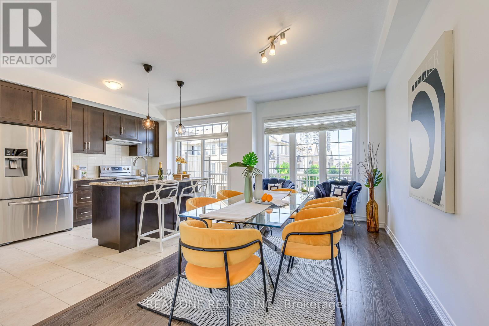Photo 1 of 3116 Postridge Drive, Oakville ON