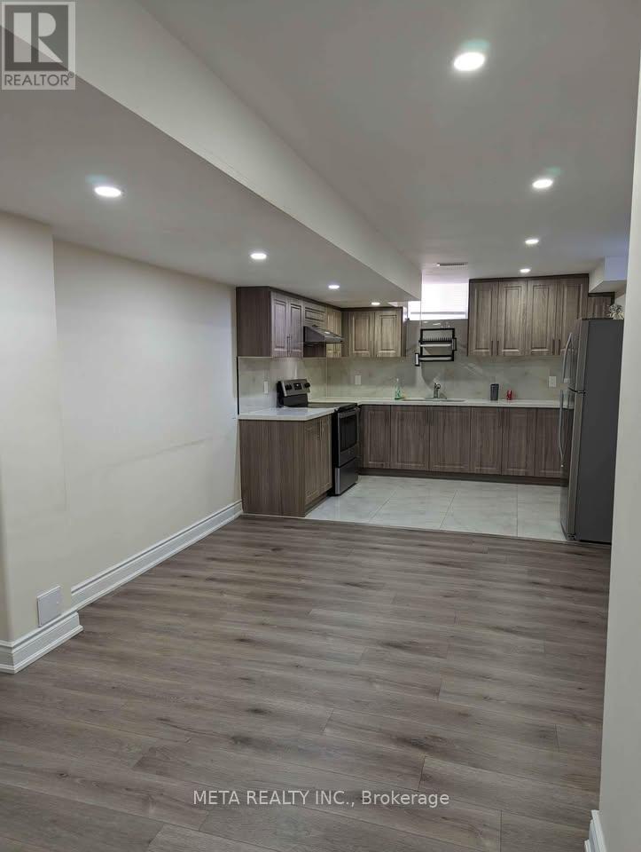 Photo 5 of 1 Kistler Street, Brampton ON