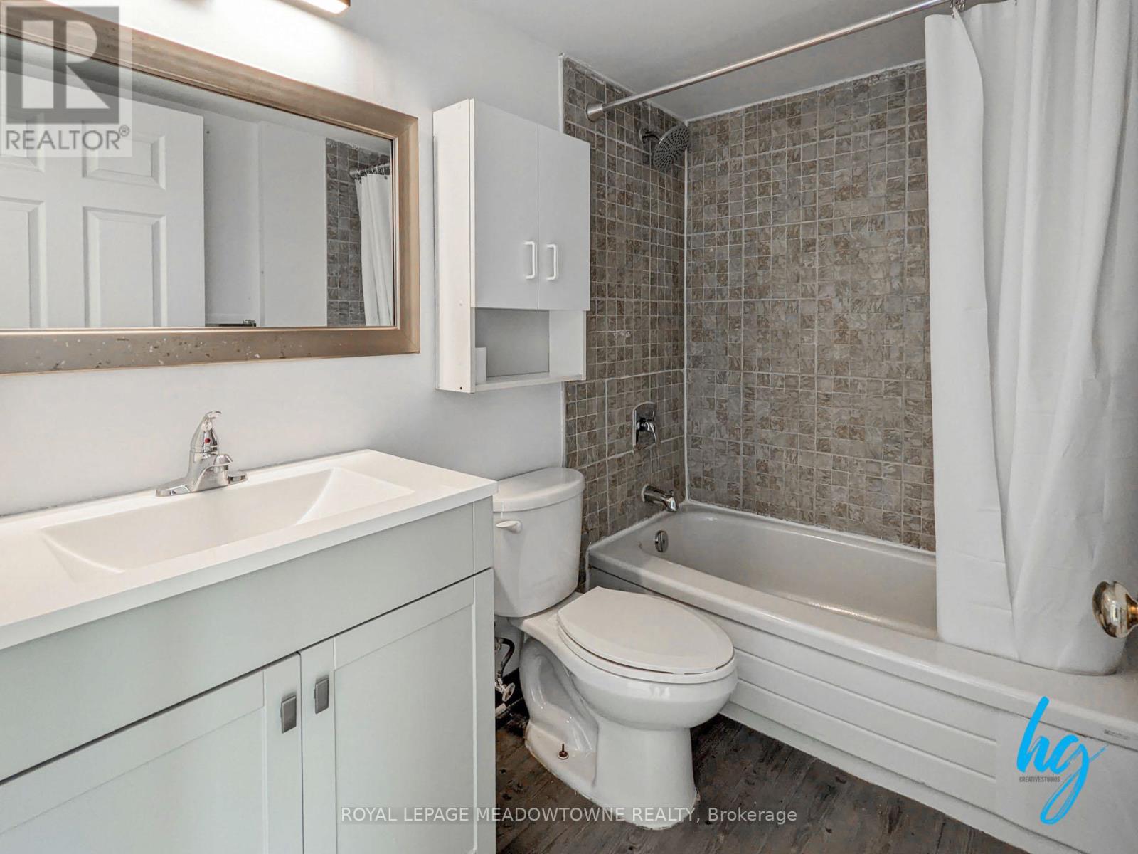 Photo 2 of 1801 50 Kingsbridge Garden Circle, Mississauga ON