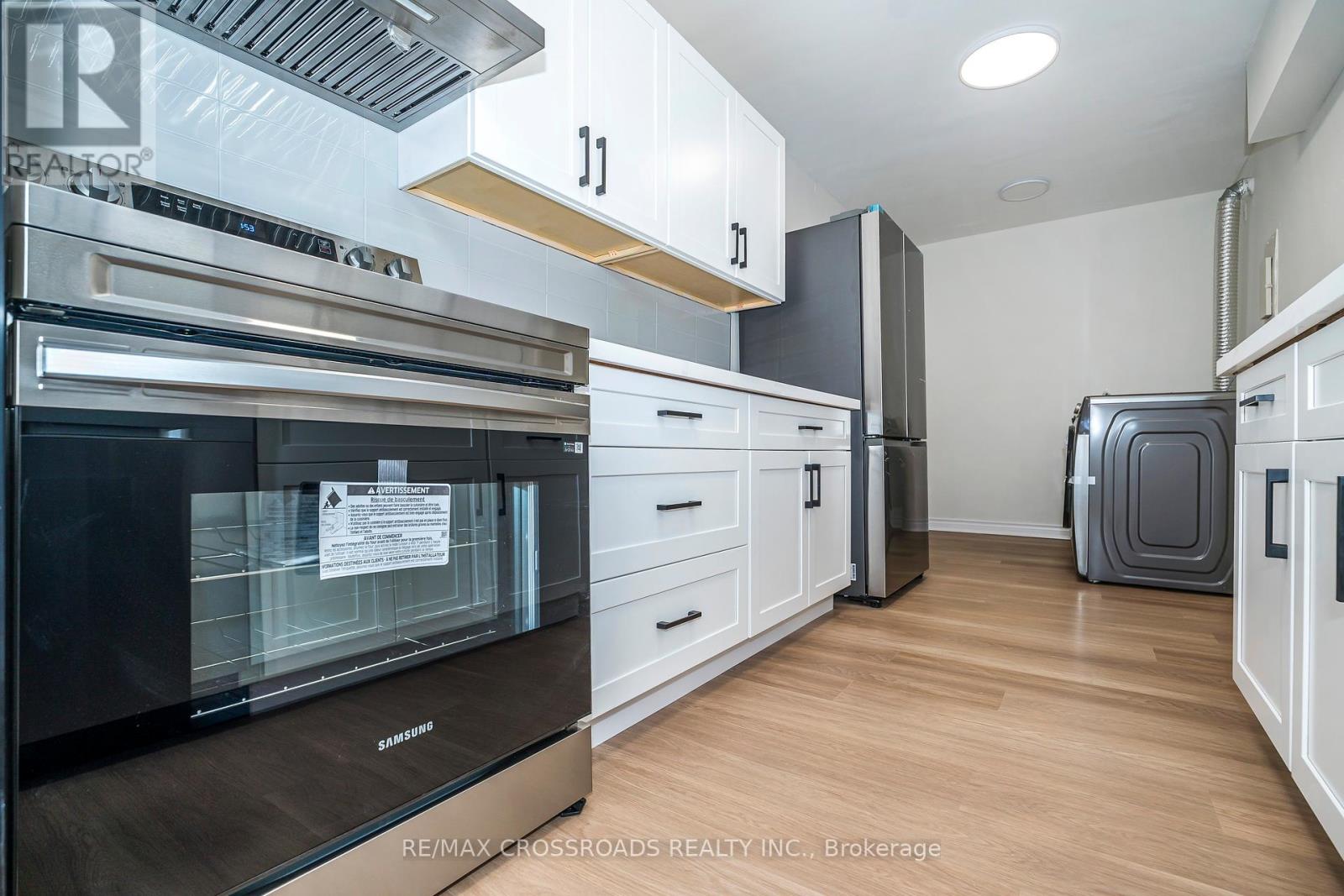 Photo 2 of 806 320 Dixon Road, Toronto ON