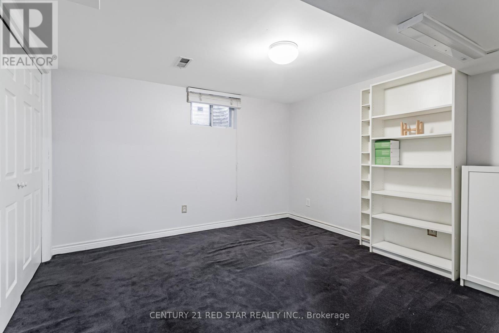 Photo 25 of 56 Silverthorne Bush Drive, Toronto ON