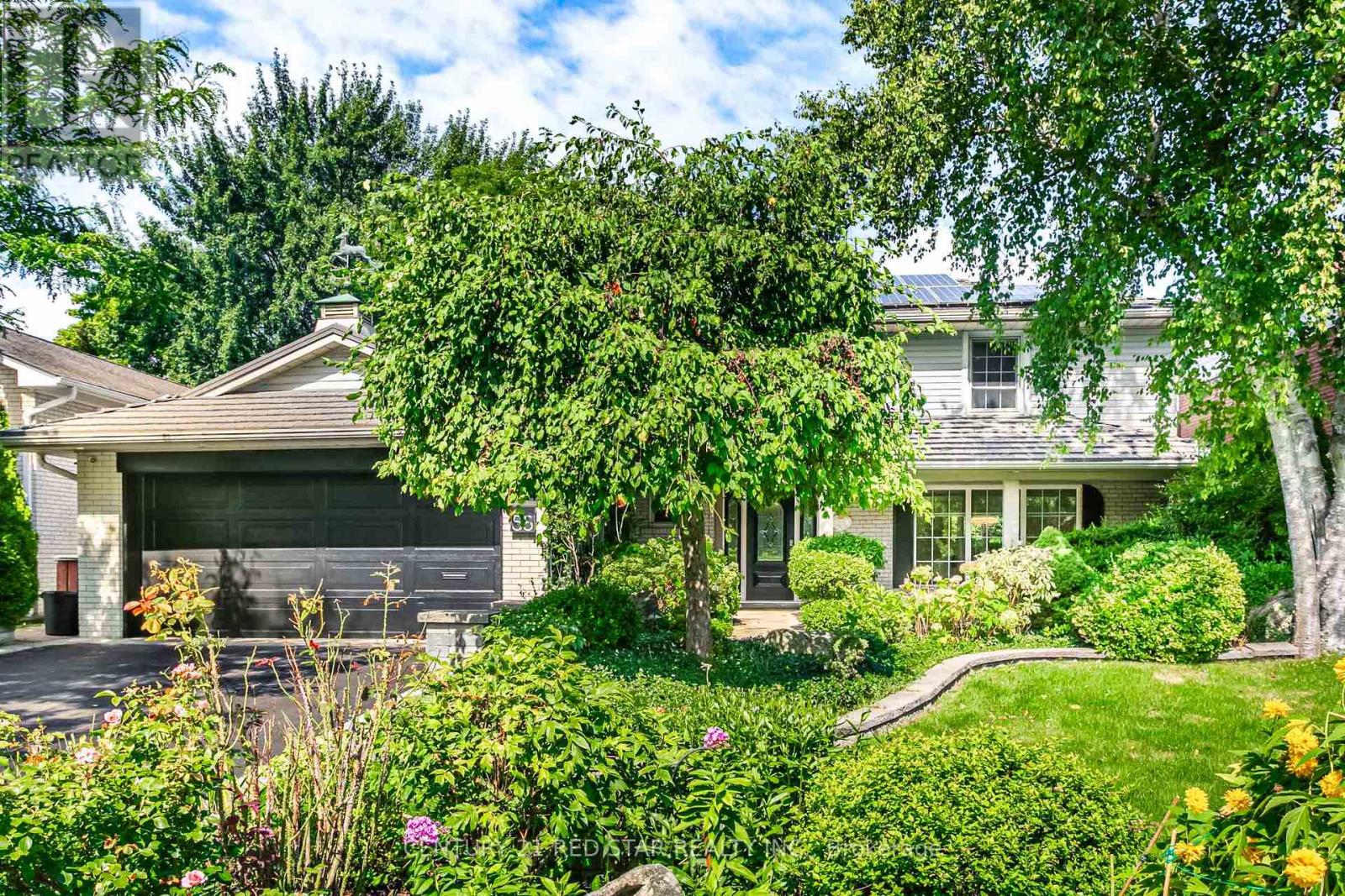 Photo 13 of 56 Silverthorne Bush Drive, Toronto ON
