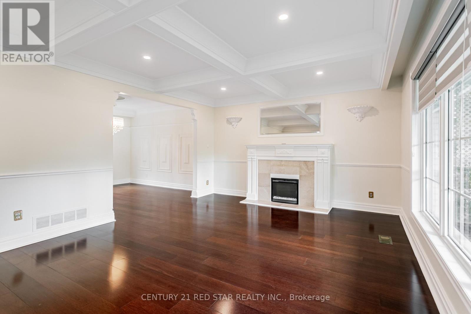 Photo 32 of 56 Silverthorne Bush Drive, Toronto ON