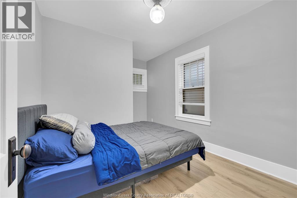 Photo 8 of 1618 Moy Avenue, Windsor ON