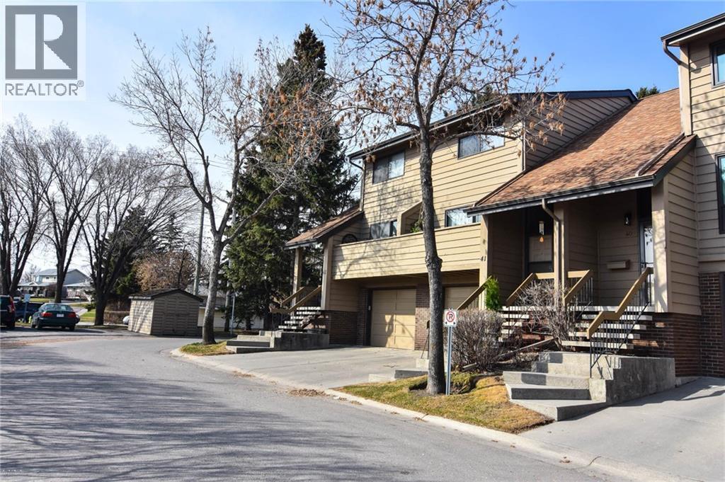 Photo 32 of 41 3302 50 Street Nw, Calgary AB