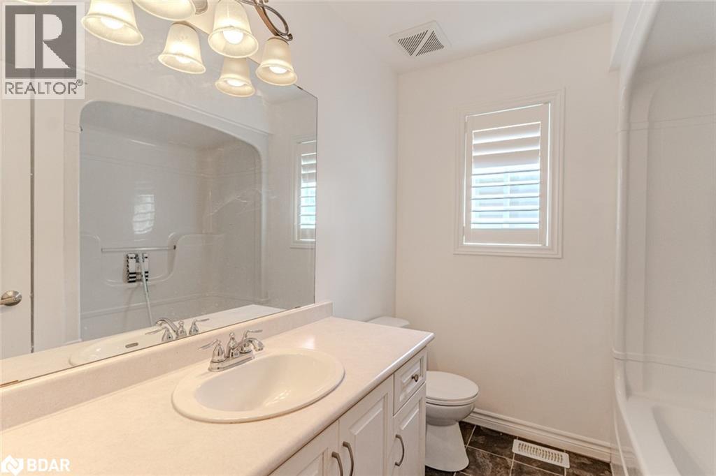 Photo 9 of 32 54th Street South Unit Upper, Wasaga Beach ON