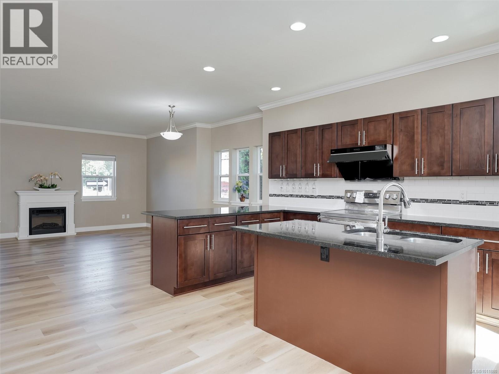Photo 7 of 3277 Piper Rd, Langford BC