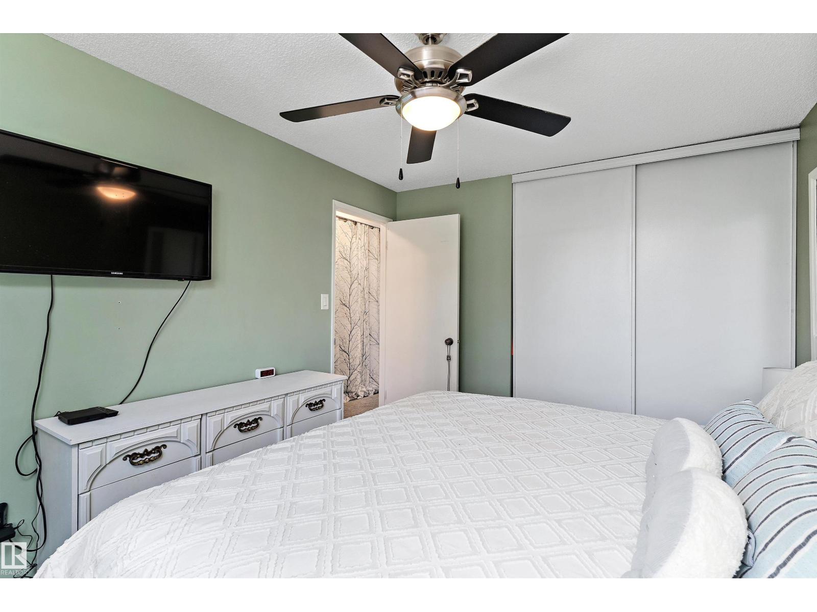 Photo 33 of 16491 115 St Nw, Edmonton AB