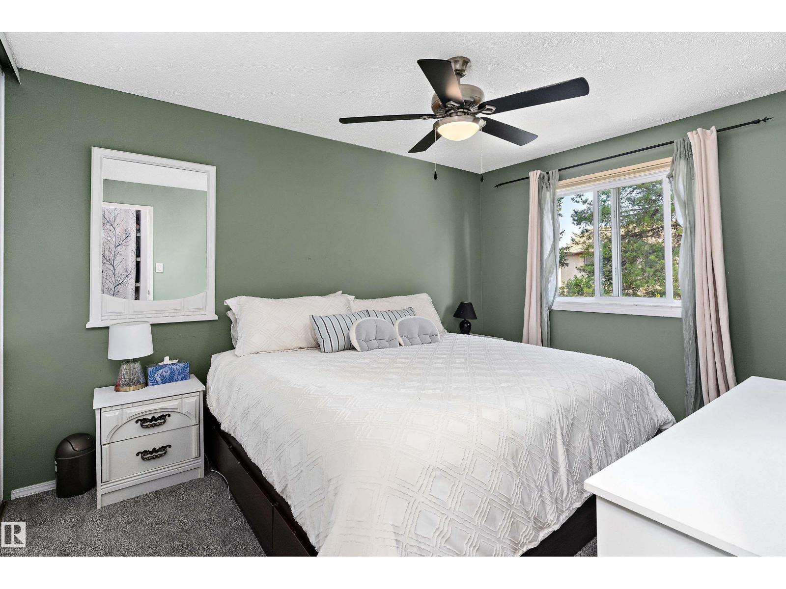 Photo 34 of 16491 115 St Nw, Edmonton AB