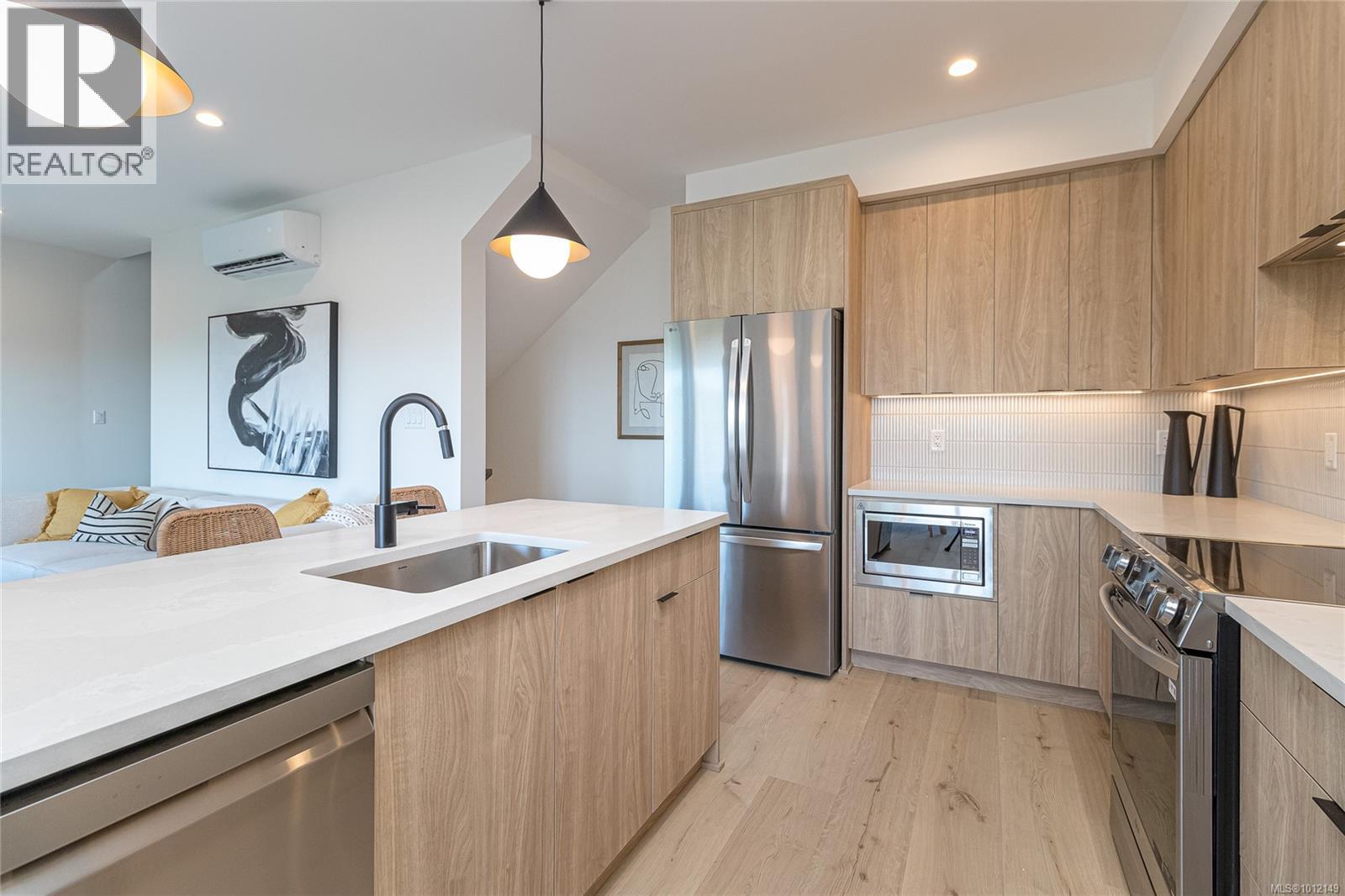 Photo 33 of 1434 Dolomite Ridge, Langford BC