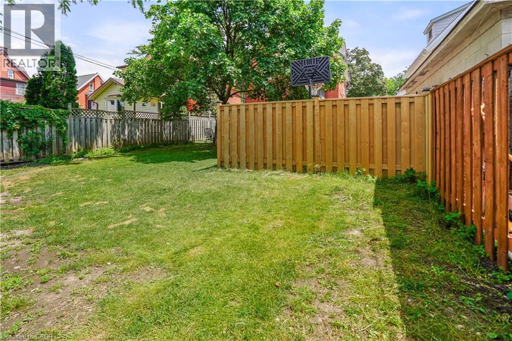 Photo 6 of 58 Pandora Avenue N, Kitchener ON