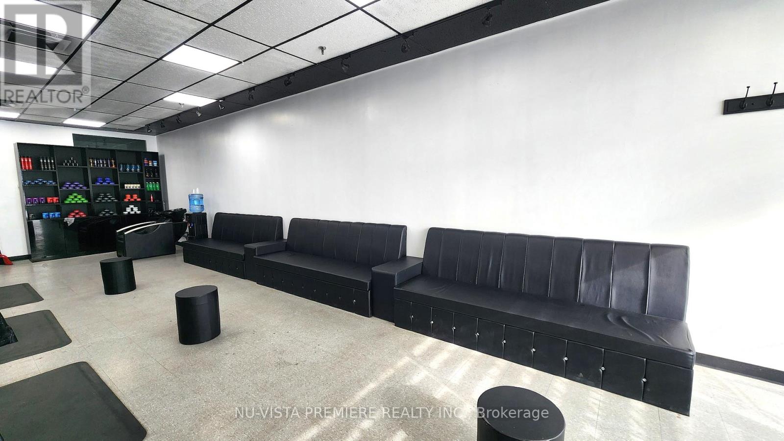 Photo 14 of 555 Wellington Road, London South ON