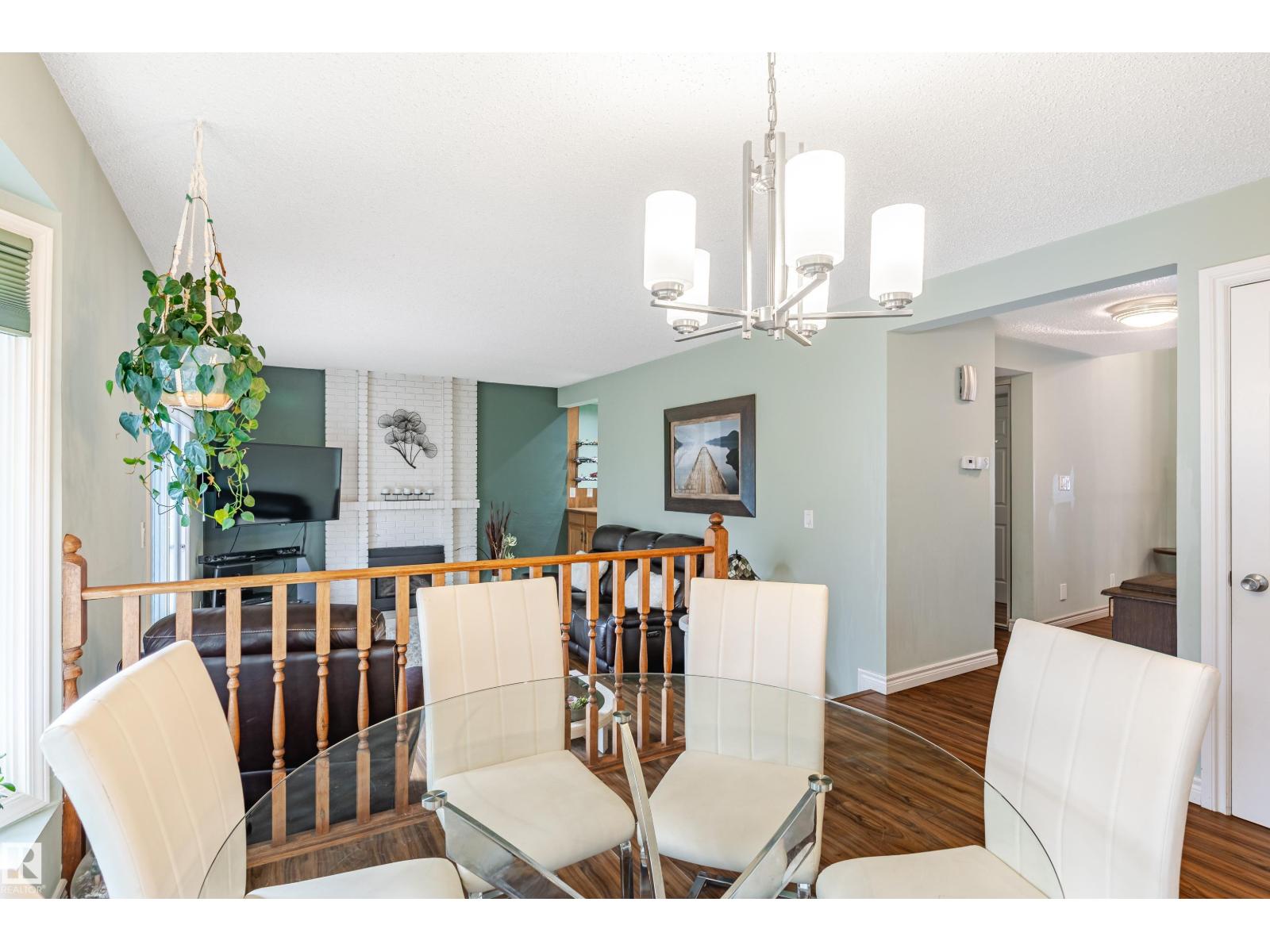 Photo 23 of 45 Wentworth Cr, St Albert AB