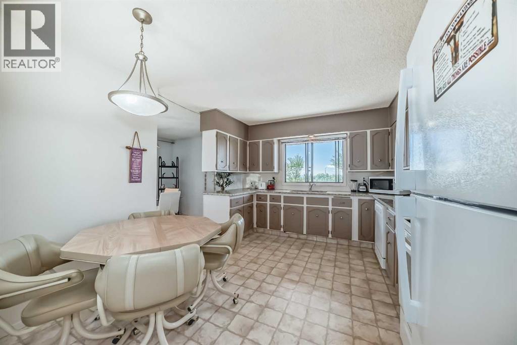 Photo 35 of 131 Ranchlands Court Nw, Calgary AB