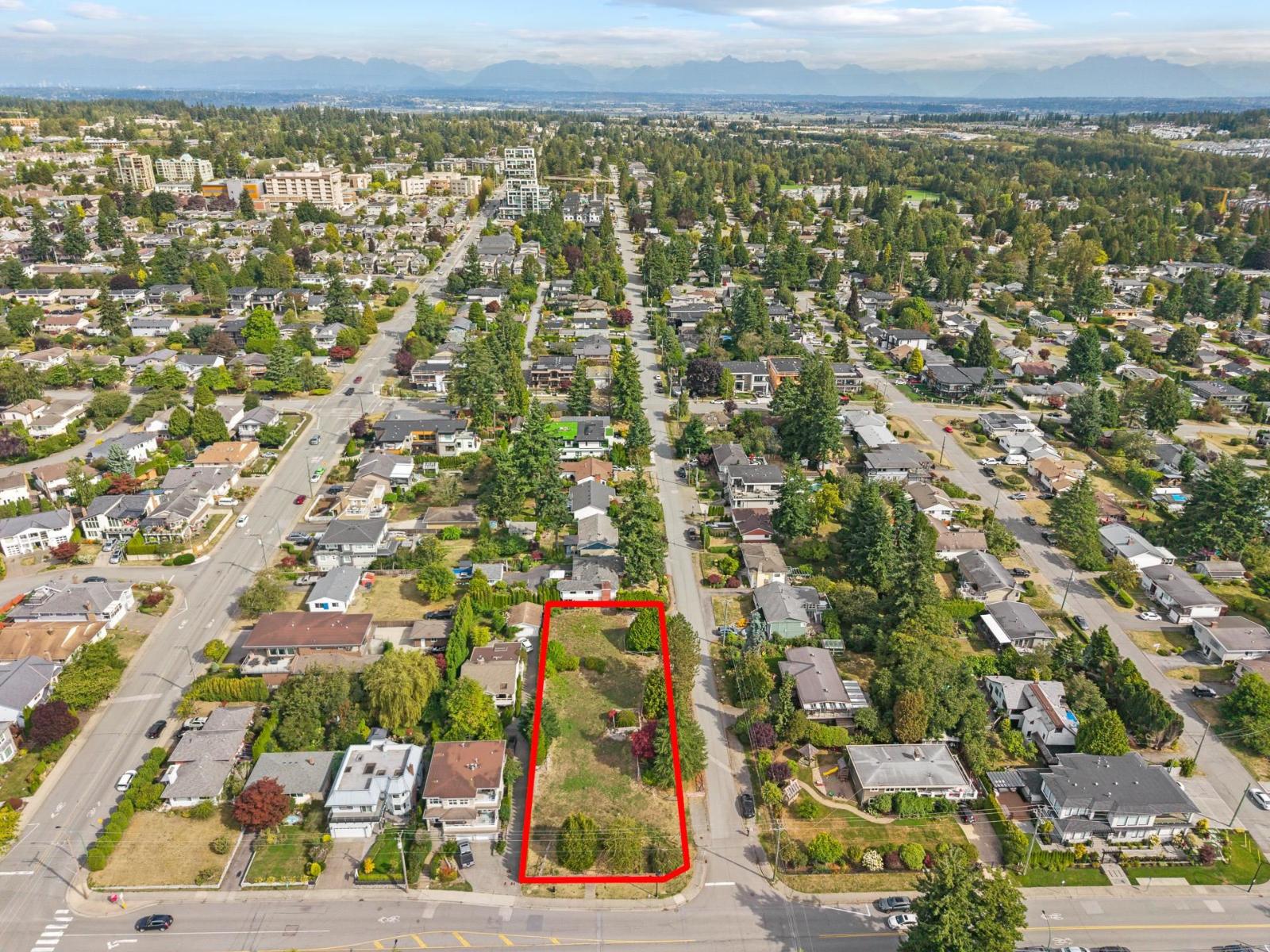 15643 BUENA VISTA AVENUE, White Rock